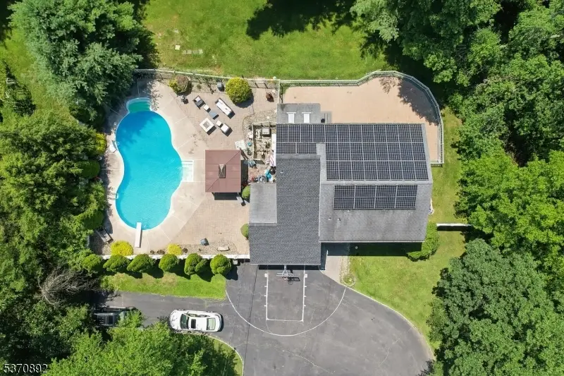 101 Pergola Ave, Monroe Township, NJ 08831 - Image #3