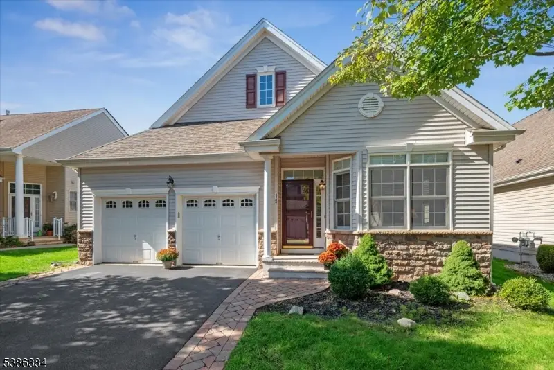 15 Republic Row, Franklin Township, NJ 08873 - Image #3