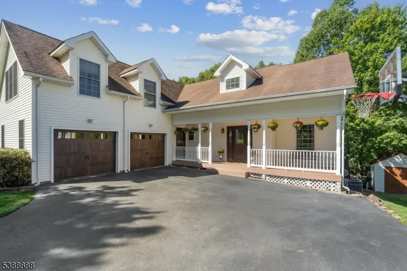 5 Skyler Ct, Oak Ridge, NJ 07438 - Image #1