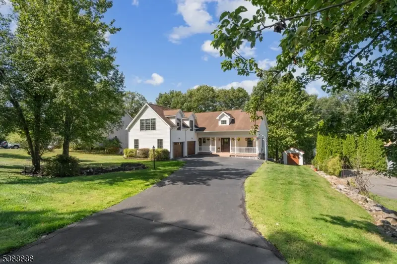 5 Skyler Ct, Oak Ridge, NJ 07438 - Image #3