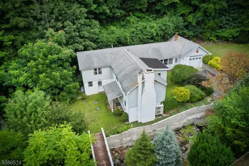 41 Sand Pond Rd, Hardyston, NJ 07419 - Image #1