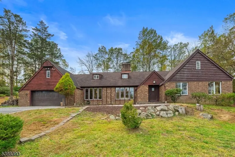 73 Wolfs Corner Rd, Green Township, NJ 07860 - Image #1