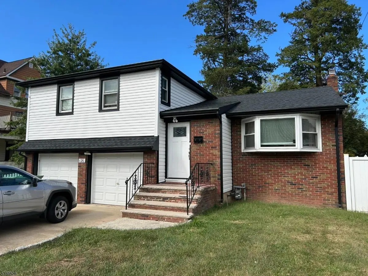 126 W 5th Ave, Roselle, NJ 07203 - Image #1