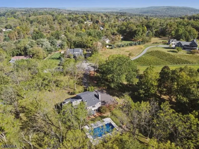 6 W View Dr, Raritan Township, NJ 08822 - Image #1