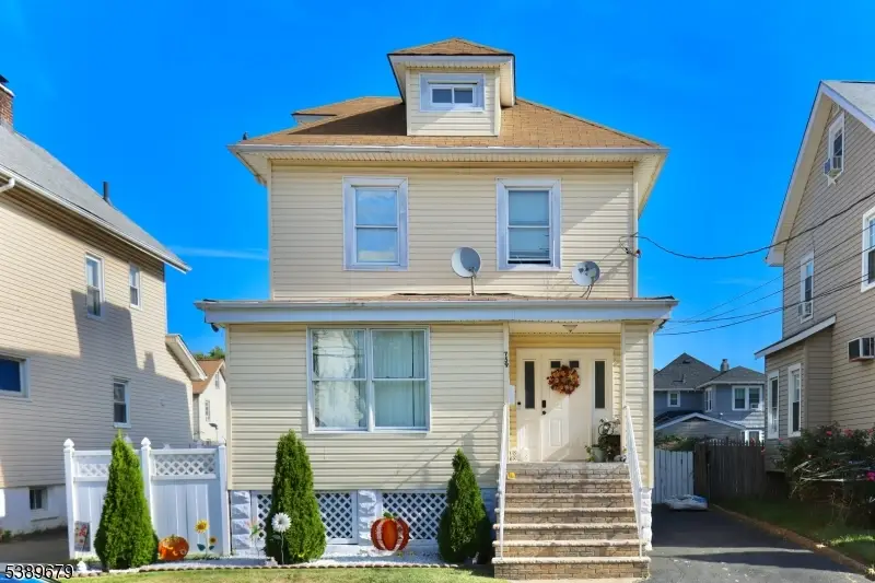 757 Floral Ave, Elizabeth, NJ 07208 - Image #1