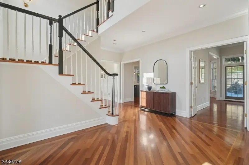 22 Walt Whitman Trl, Morris, NJ 07960 - Image #2