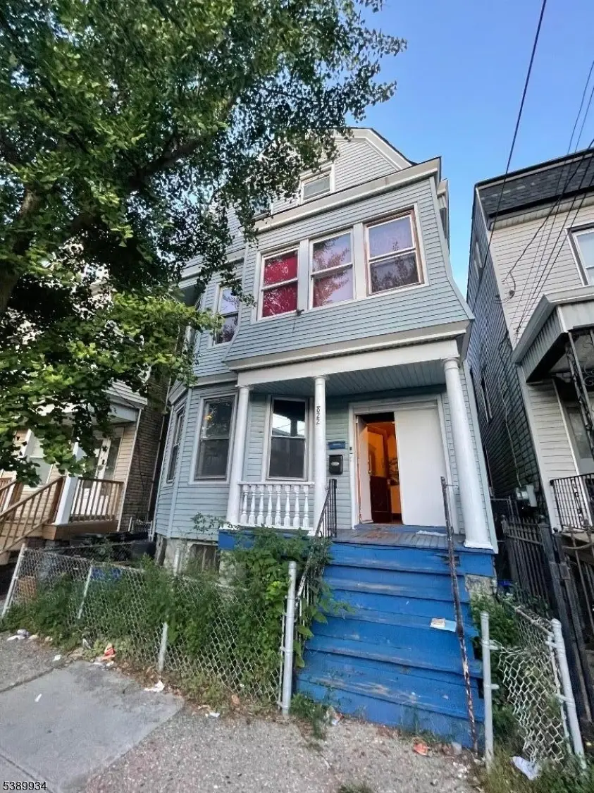 822 S 16th St, Newark, NJ 07108 - Image #1