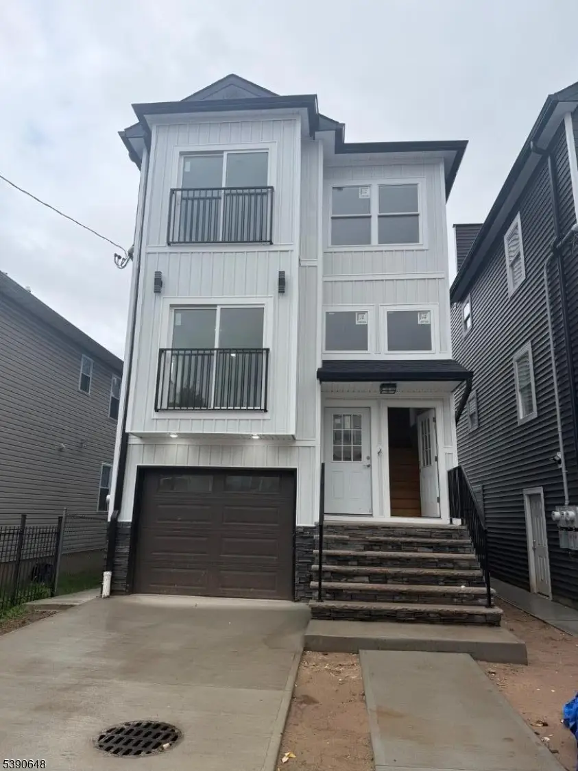 44 Milford Ave, Newark, NJ 07108 - Image #1