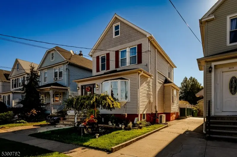 321 W 15th St #1, Linden, NJ 07036 - Image #2