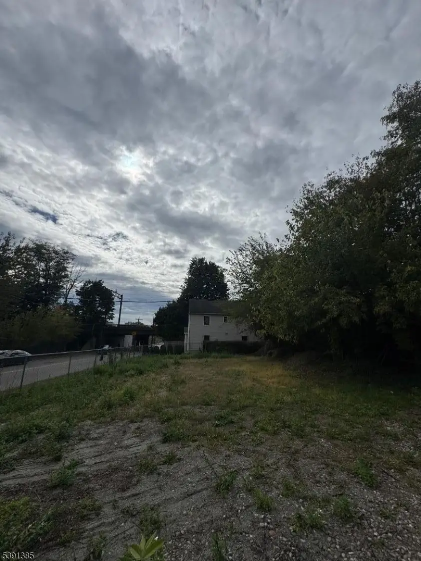 27 Oakwood Ave, Orange, NJ 07050 - Image #1