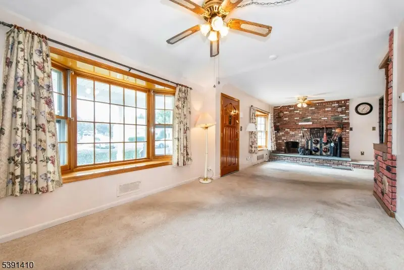 86 Linwood Ter, Clifton, NJ 07012 - Image #3