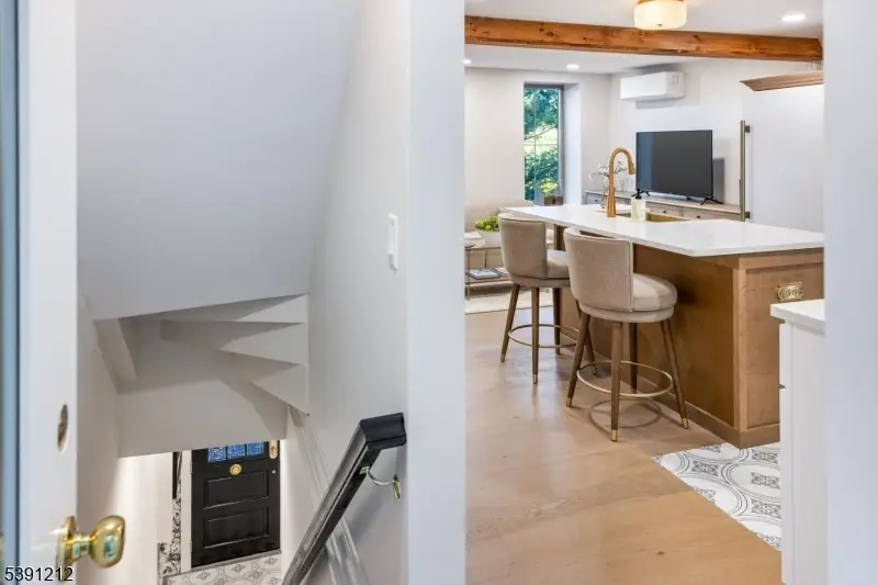 12 Weeden St, Lambertville, NJ 08530 - Image #2