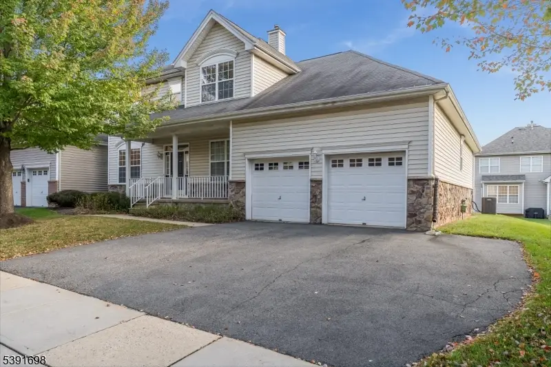 15 Colts Ln, Raritan Township, NJ 08822 - Image #2