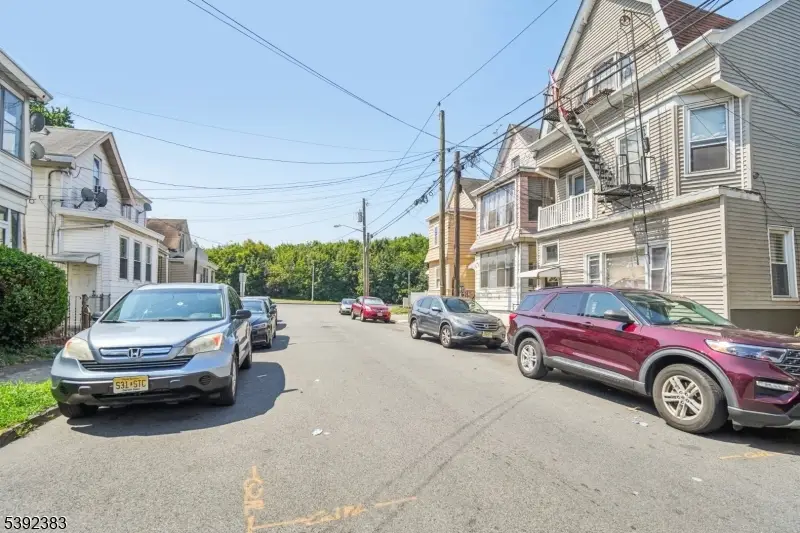 150 Martin St, Paterson, NJ 07501 - #1