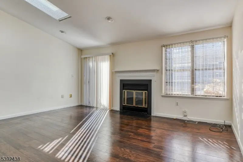 8 Bayberry Dr, Franklin Township, NJ 08873 - Image #2