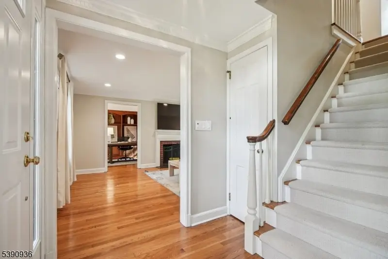 80 Great Oak Drive, Millburn, NJ 07078 - Image #3