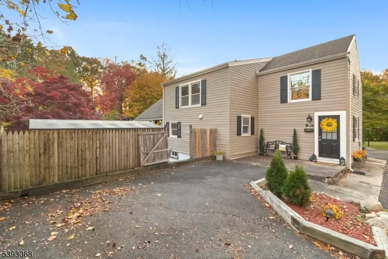 88 Stanhope Rd, Lake Mohawk, NJ 07871 - Image #2