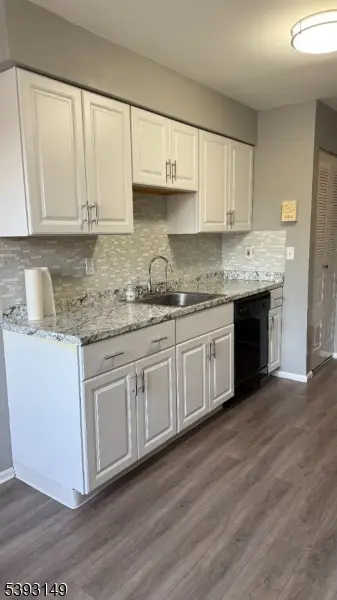 324 Sharon Garden Ct, Woodbridge Township, NJ 07095 - #3