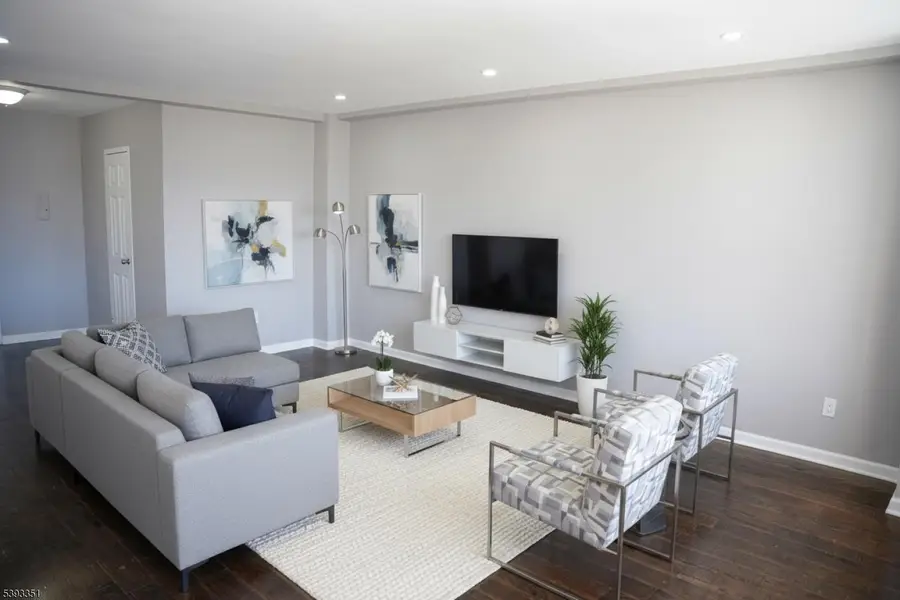 276 Prospect St #9A, East Orange, NJ 07017 - Image #2