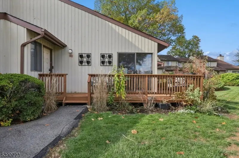 250 Ridgedale Ave H4 #4, Florham Park, NJ 07932 - Image #1