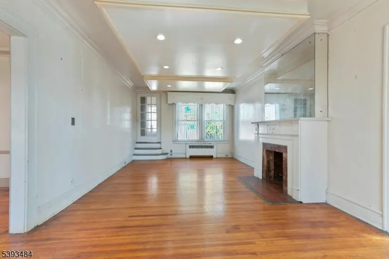 91 Keer Ave, Newark, NJ 07112 - Image #2