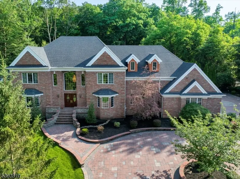 27 Parkwood Ln, Bernards, NJ 07920 - Image #3