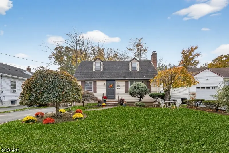 352 Myrtle Ave, Scotch Plains, NJ 07076 - Image #1