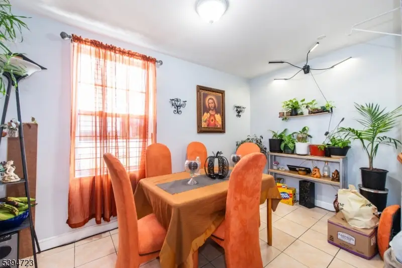 395 S 8th St, Newark, NJ 07103 - Image #2