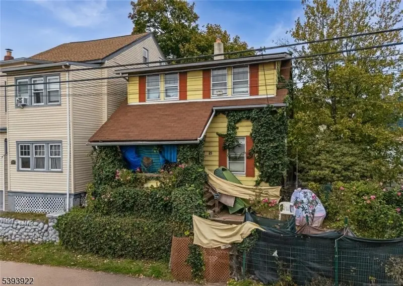 21 N 9th St, Paterson, NJ 07522 - Image #2