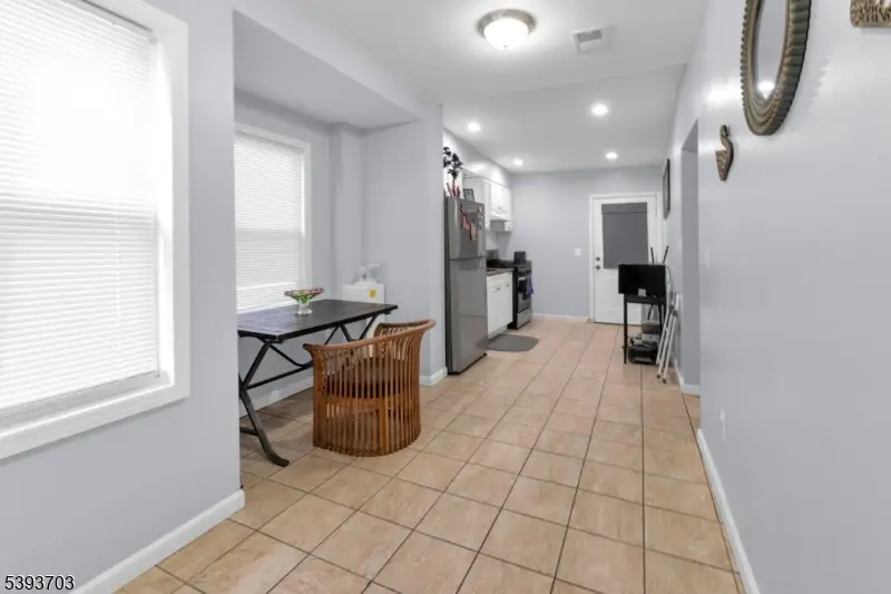 399 S 8th St, Newark, NJ 07103 - Image #2