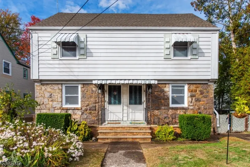 18 E 7th St, Clifton, NJ 07011 - Image #2