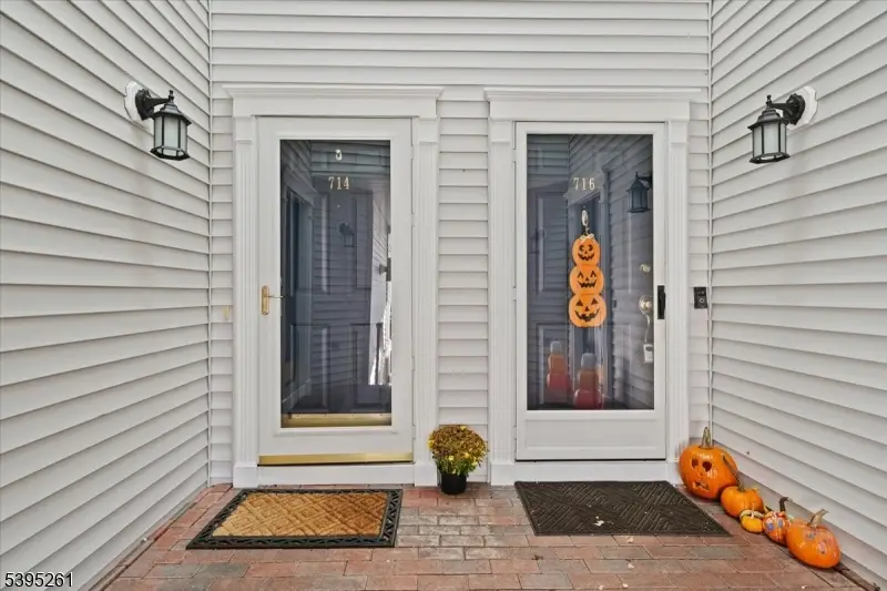 714 Buckland Ct, Denville, NJ 07834 - Image #3