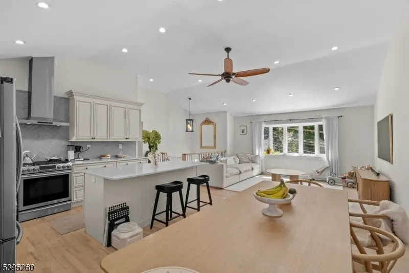 1 Villa Rd, Little Falls, NJ 07424 - Image #2