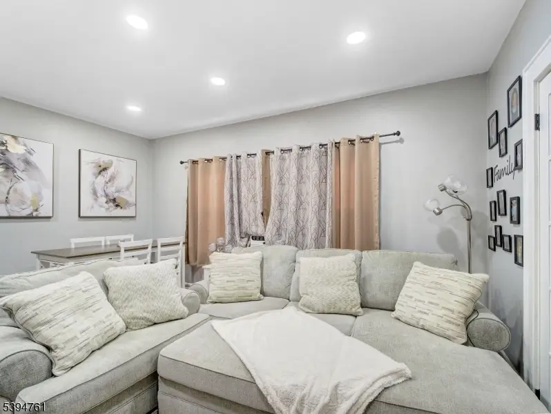 289 N Center St, City Of Orange, NJ 07050 - Image #3