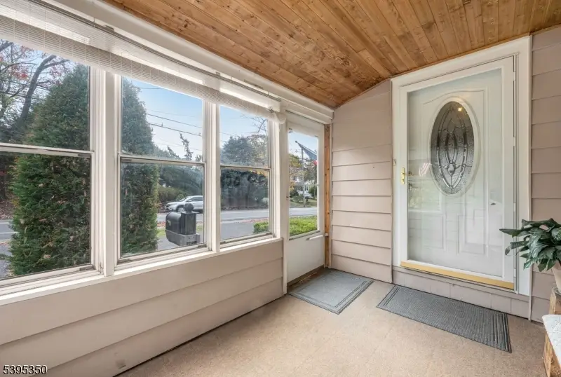 431 Goffle Rd, Wyckoff, NJ 07481 - #2