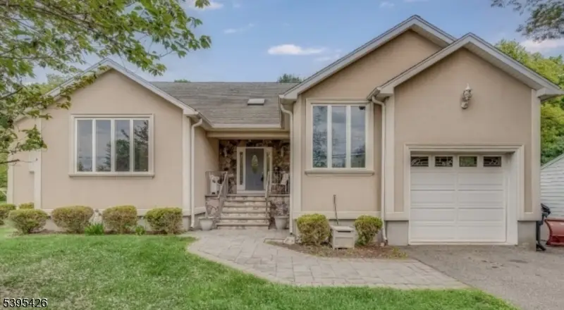 34 Hunter St, Succasunna, NJ 07876 - Image #1