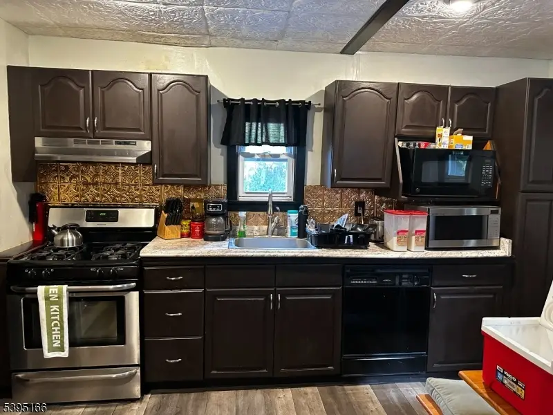 458 N Walnut St, East Orange, NJ 07017 - Image #2