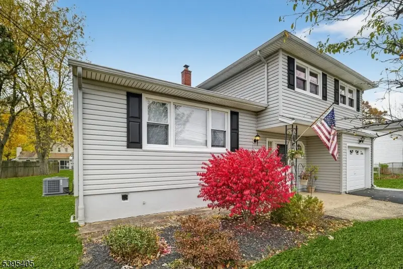 9 English Ct, Finderne, NJ 08807 - Image #2