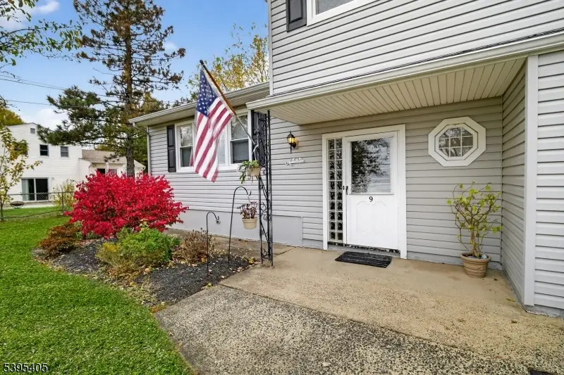 9 English Ct, Finderne, NJ 08807 - Image #3