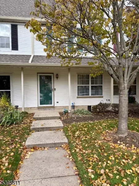 108 Daniel Ct, South Brunswick, NJ 08824 - Image #1