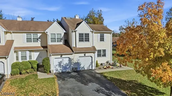 21 Cheyenne Trl, Branchburg Twp., NJ 08876