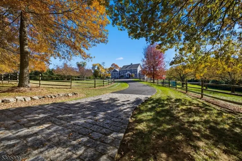 9 Doefield Rd, Lebanon Township, NJ 07830 - Image #2