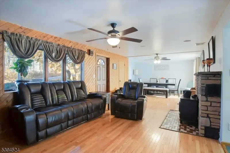 11 Bushwick Ln, West Milford, NJ 07480 - Image #3