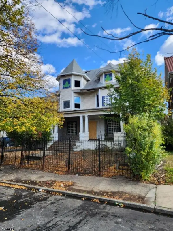 16 Ingraham Pl, Newark City, NJ 07108