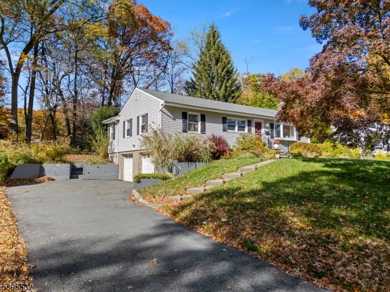 35 Ferncliff Rd, Parsippany Troy Hills, NJ 07950 - Image #1