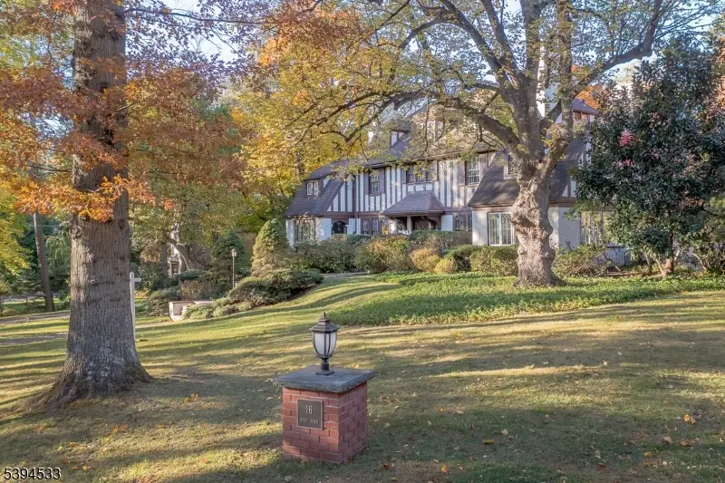 16 West Road, Short Hills, NJ 07078 - Image #3