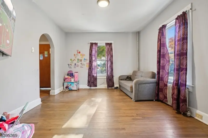 11 Hillairy Ave, Morristown, NJ 07960 - Image #3