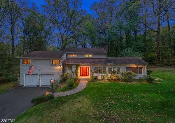 43 Passaic Ave, Summit City, NJ 07901