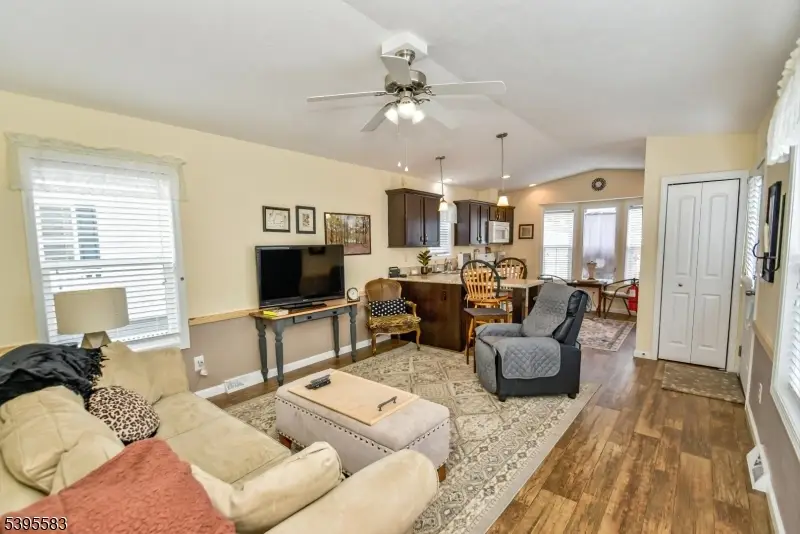 18 Easy Drive, Oak Ridge, NJ 07438 - Image #3