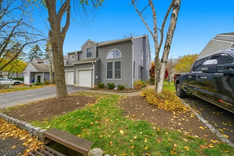 12 Meadow Pond Rd, Hardyston, NJ 07419 - Image #1